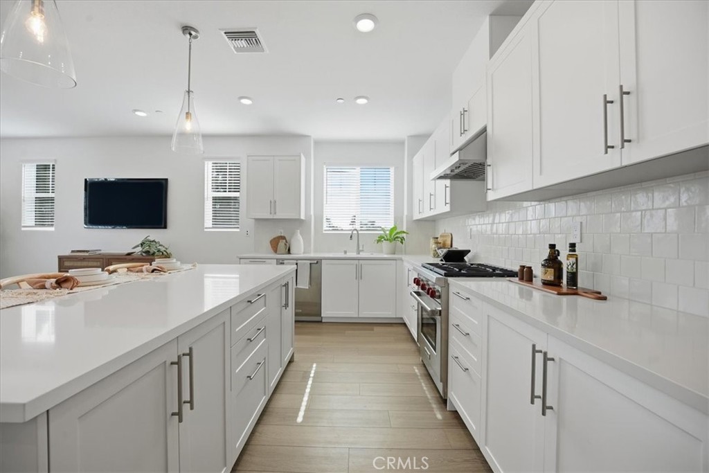 2380 Haley Point Drive 104