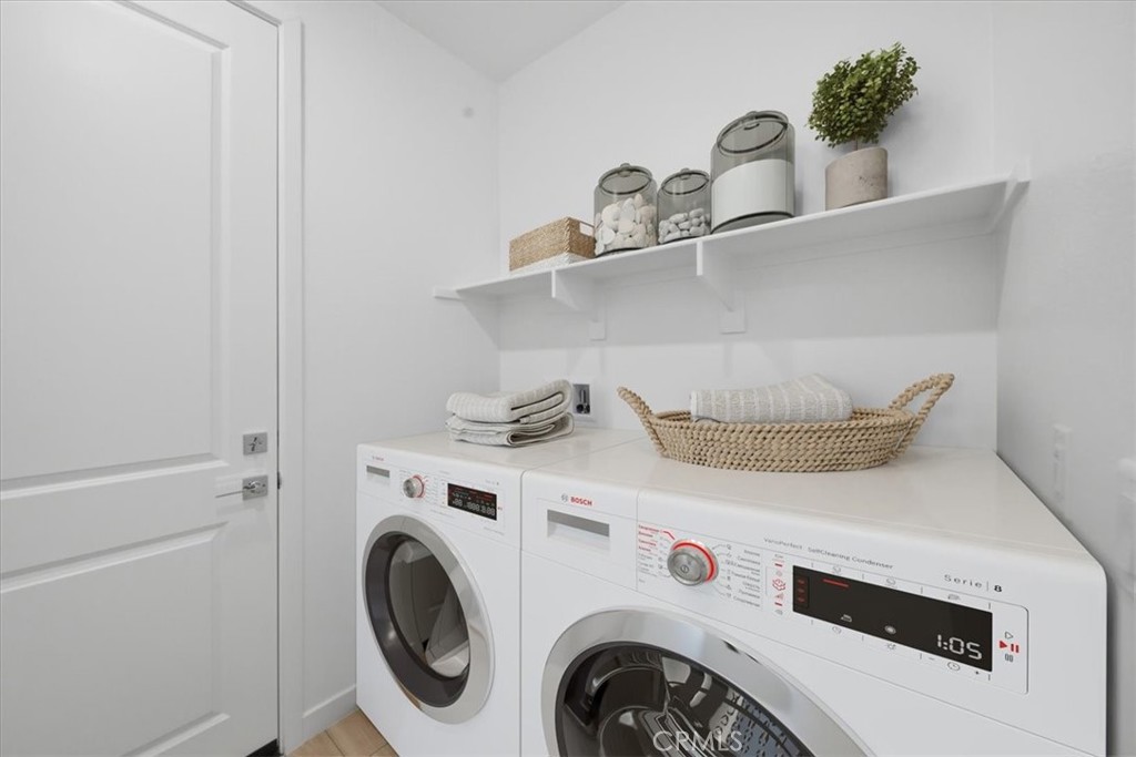 3329 E Avenue J-4