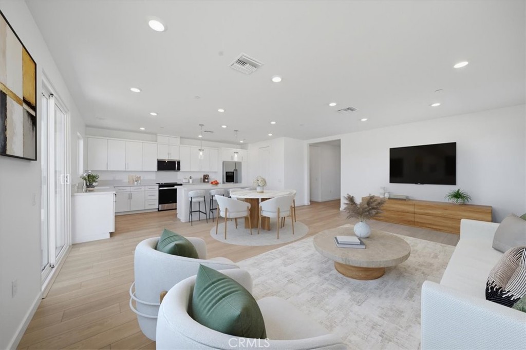 3329 E Avenue J-4