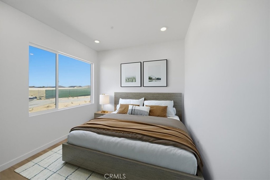 3329 E Avenue J-4