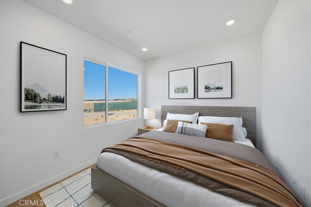3329 E Avenue J-4