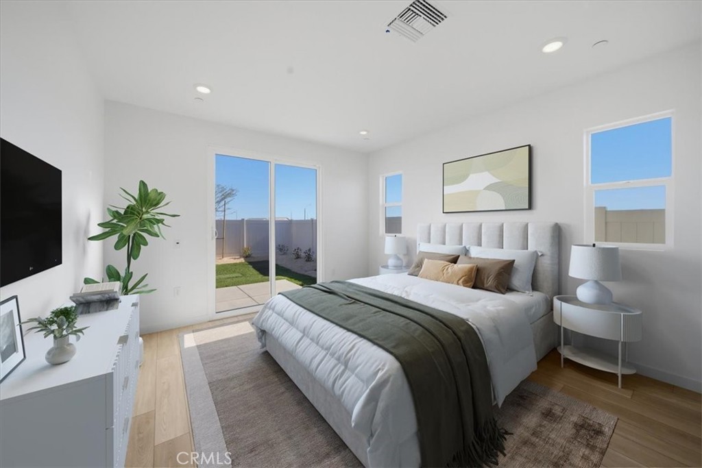 3329 E Avenue J-4