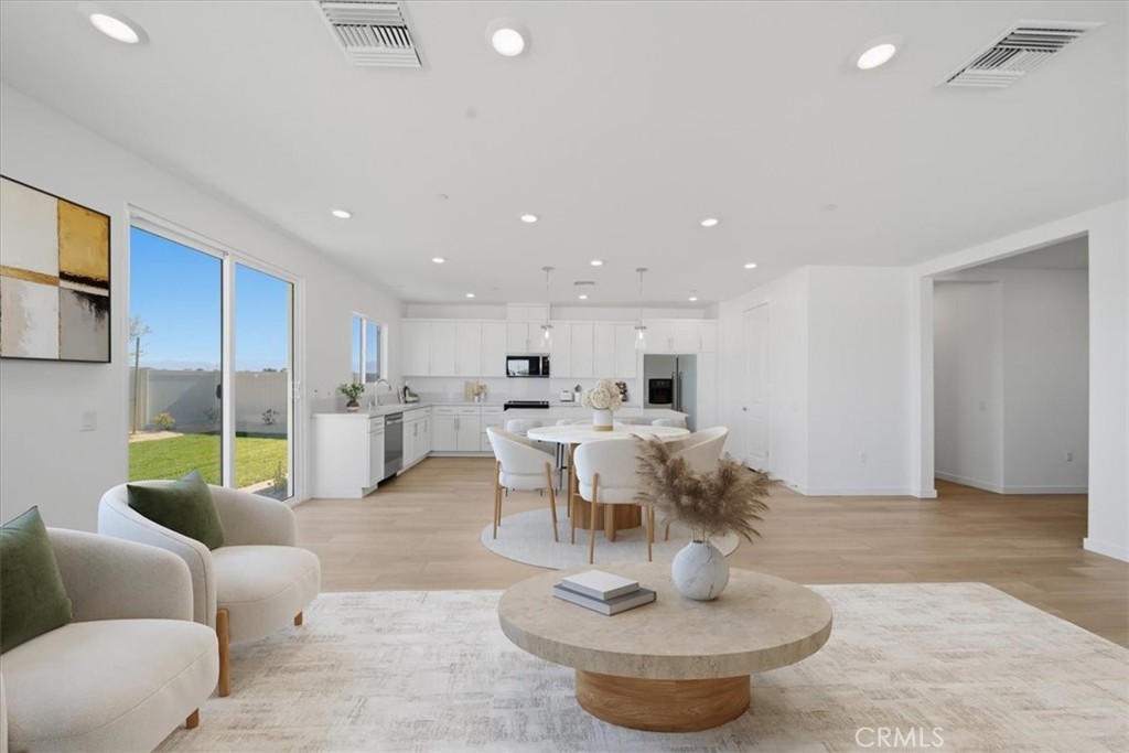 3329 E Avenue J-4