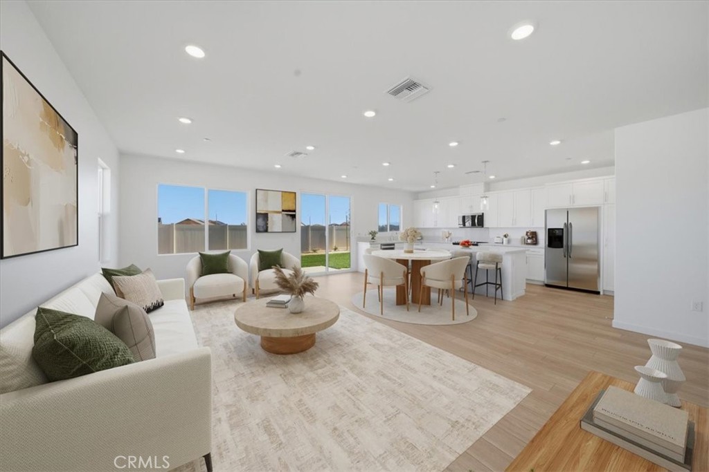 3329 E Avenue J-4