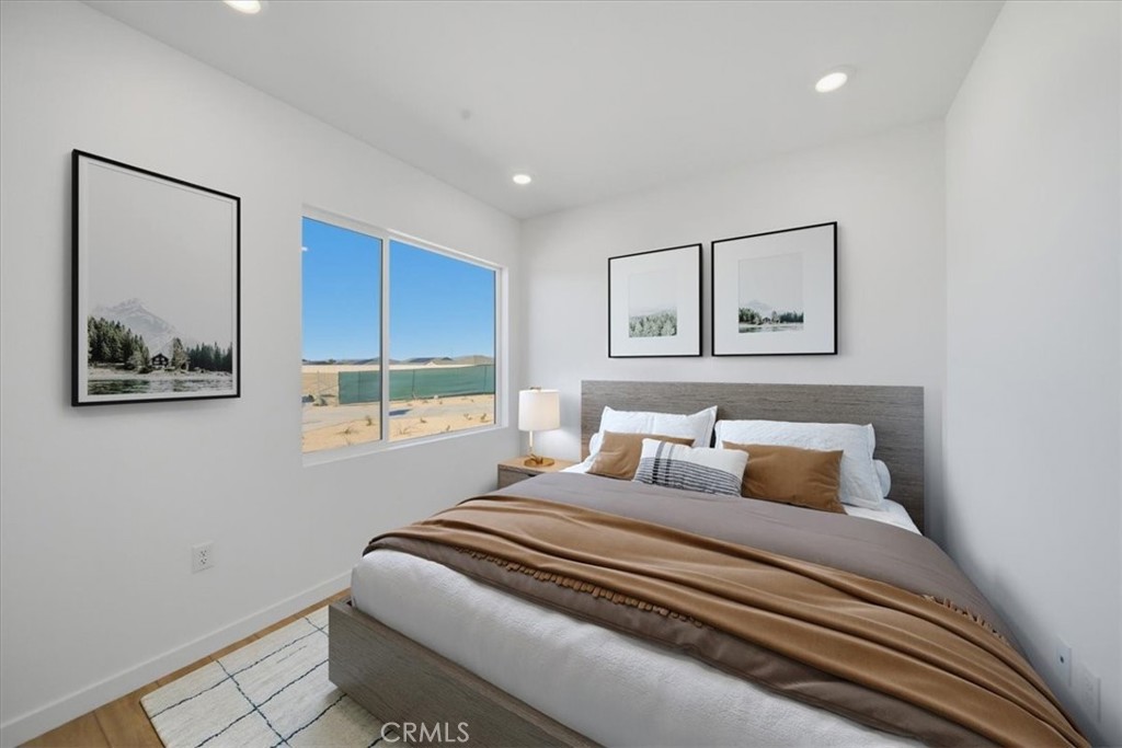 3329 E Avenue J-4