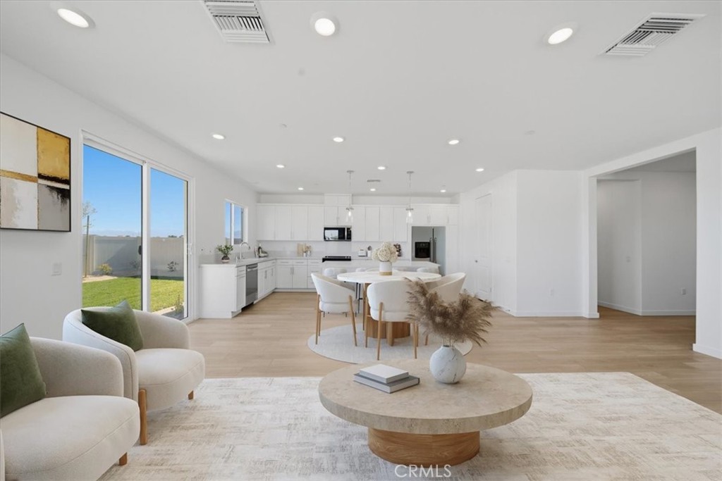 3329 E Avenue J-4
