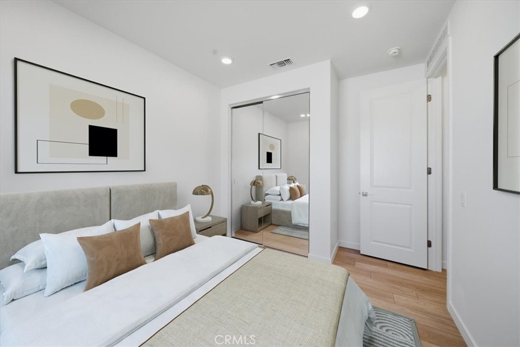 3329 E Avenue J-4