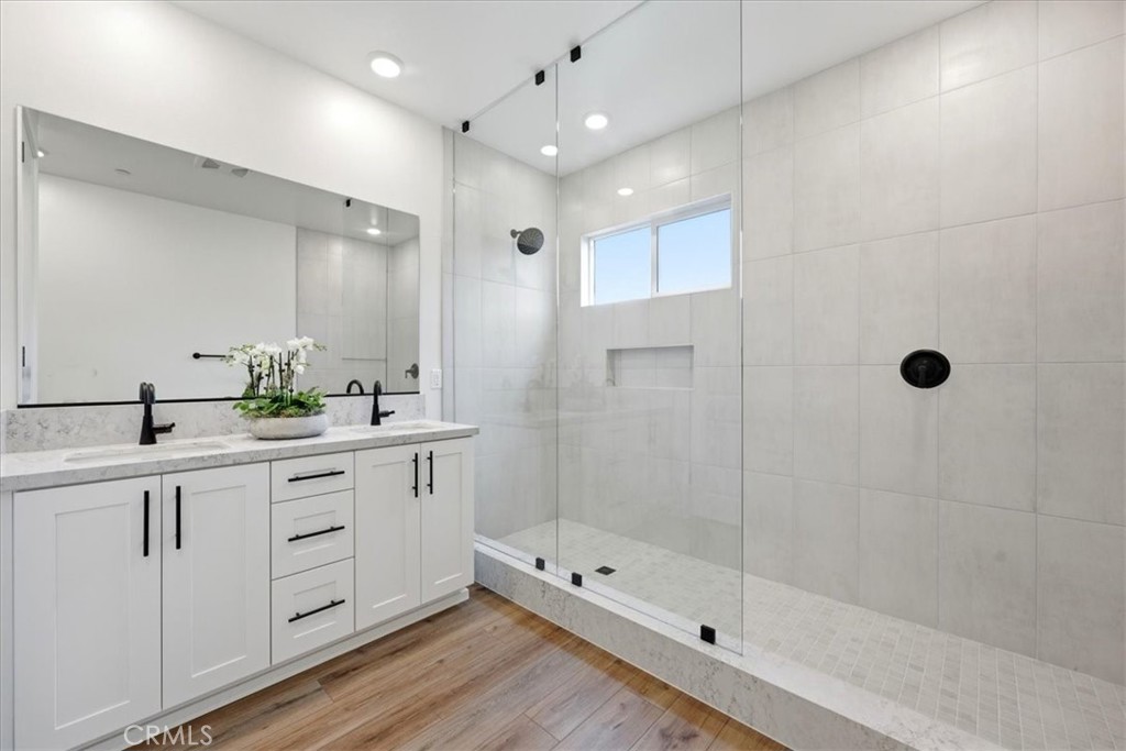 23712 Wilcox Drive