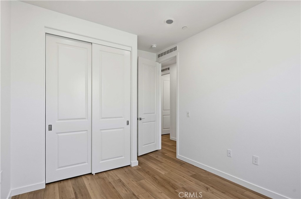 2543 Hepburn Street