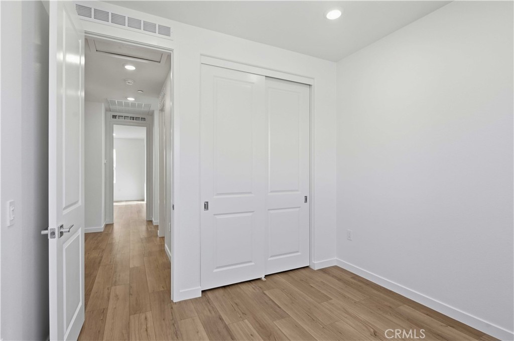 2543 Hepburn Street