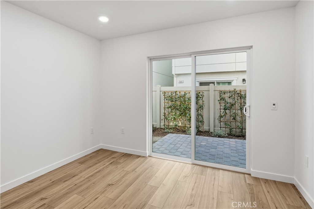 2543 Hepburn Street