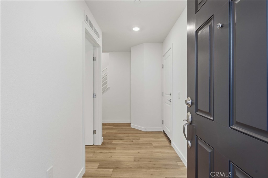 2543 Hepburn Street