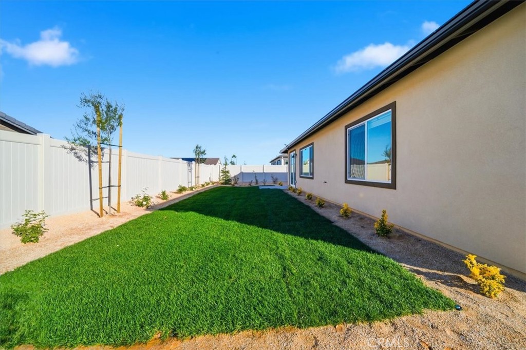 3229 E Avenue J-4