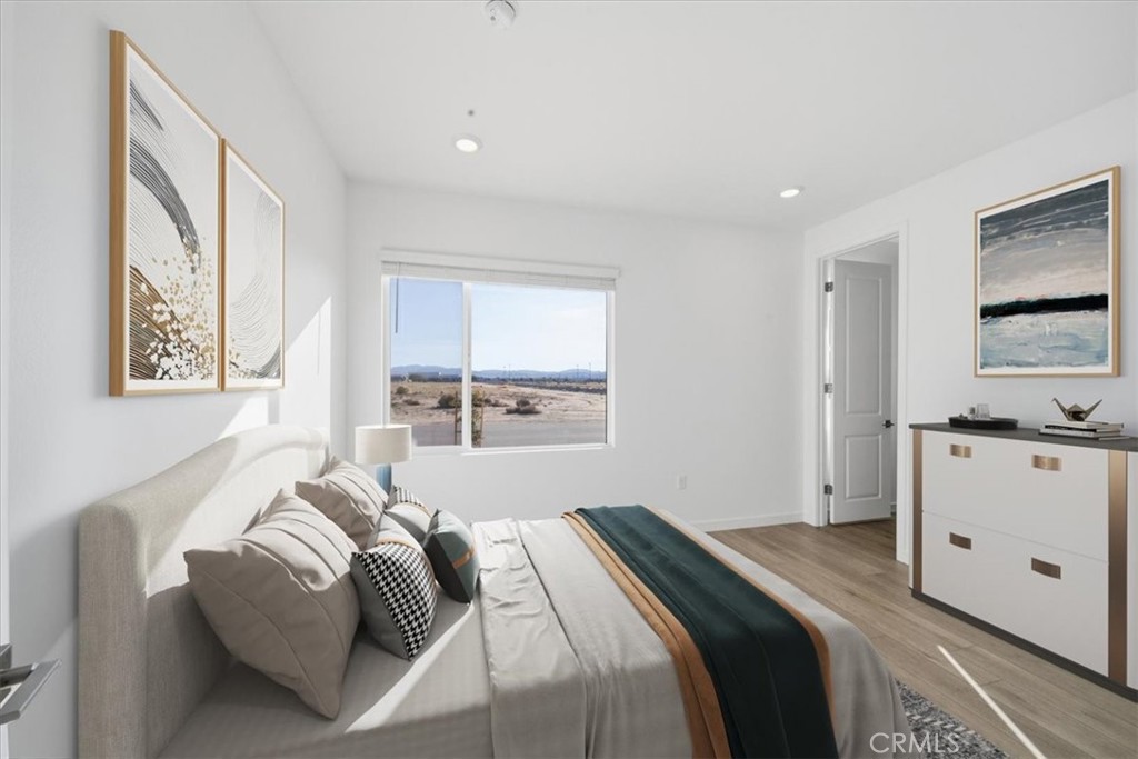 3229 E Avenue J-4