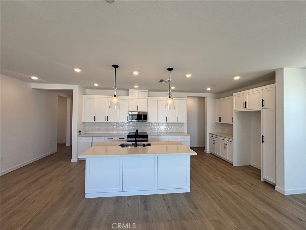 3229 E Avenue J-4