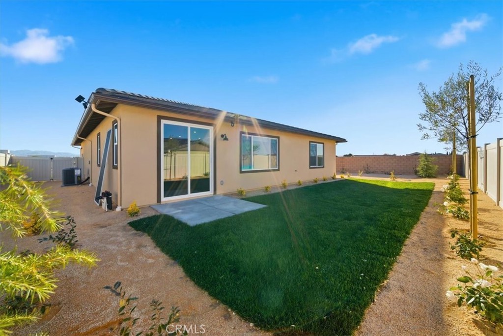 3229 E Avenue J-4