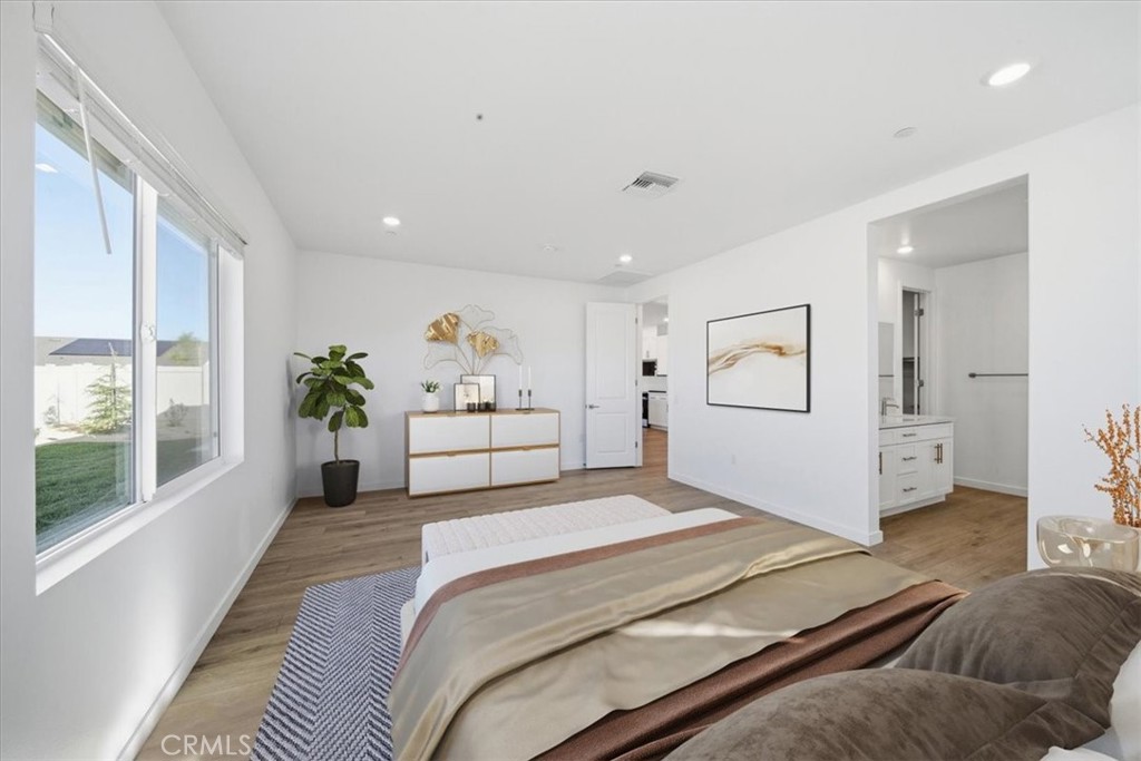 3229 E Avenue J-4