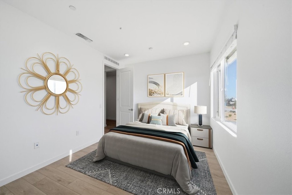 3229 E Avenue J-4