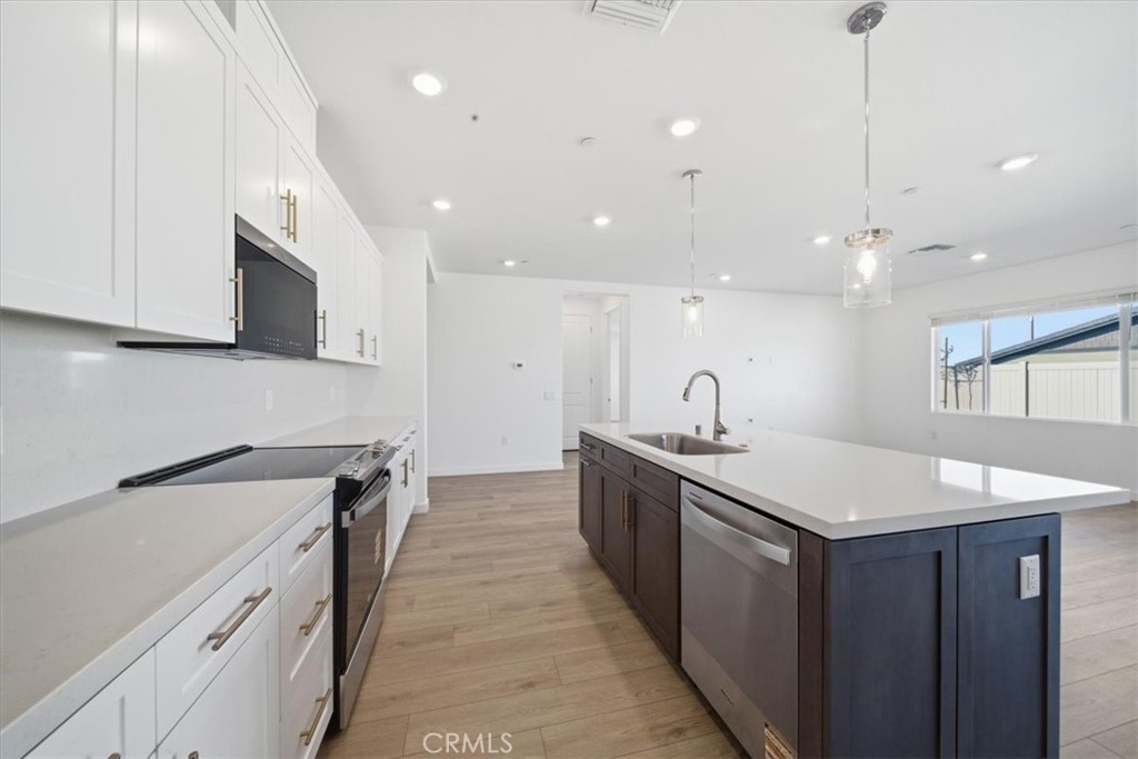 3229 E Avenue J-4
