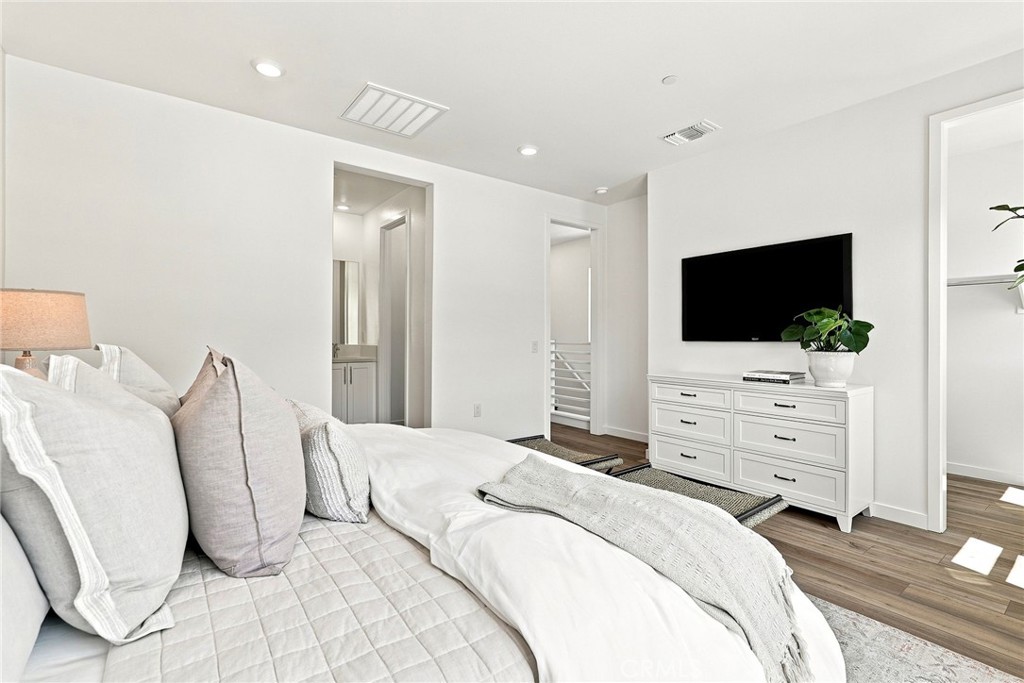 27604 Barefoot Place