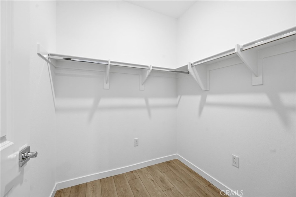 2520 Reel Street