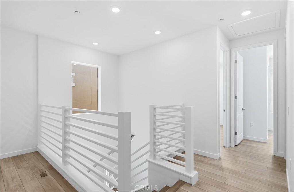 11401 Primrose Lane