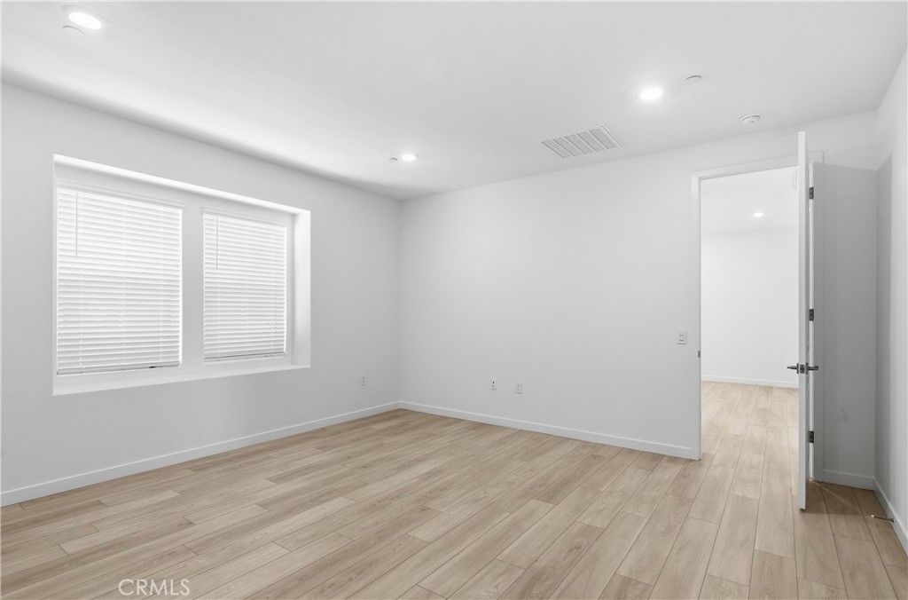 11401 Primrose Lane