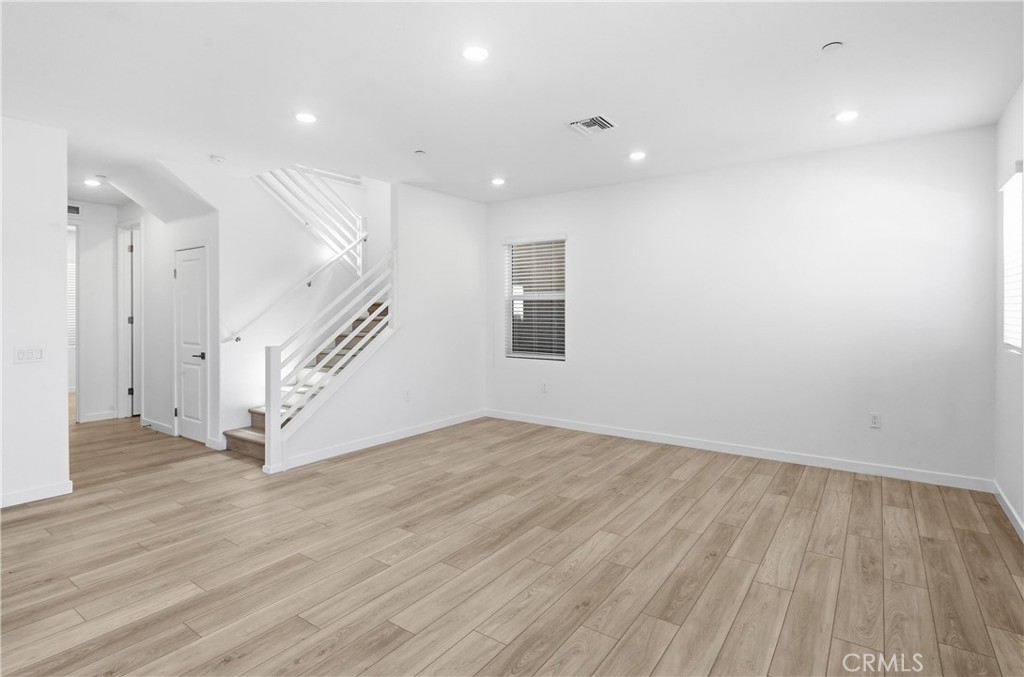 11401 Primrose Lane
