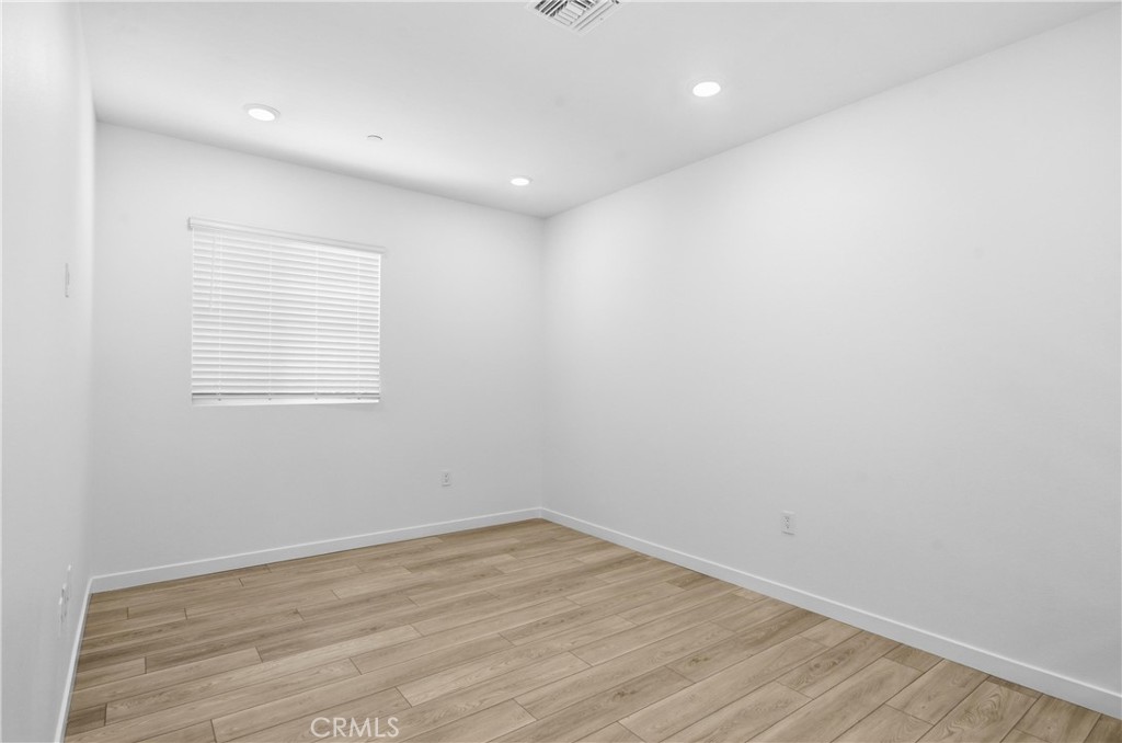 11401 Primrose Lane