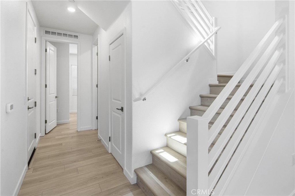 11401 Primrose Lane