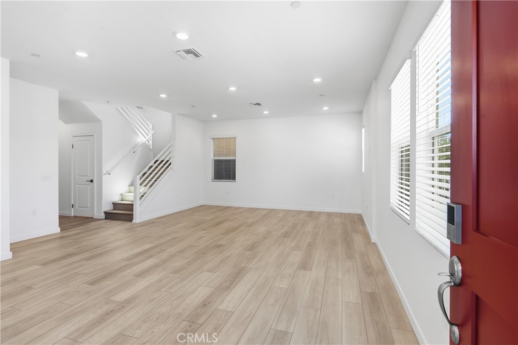 11401 Primrose Lane
