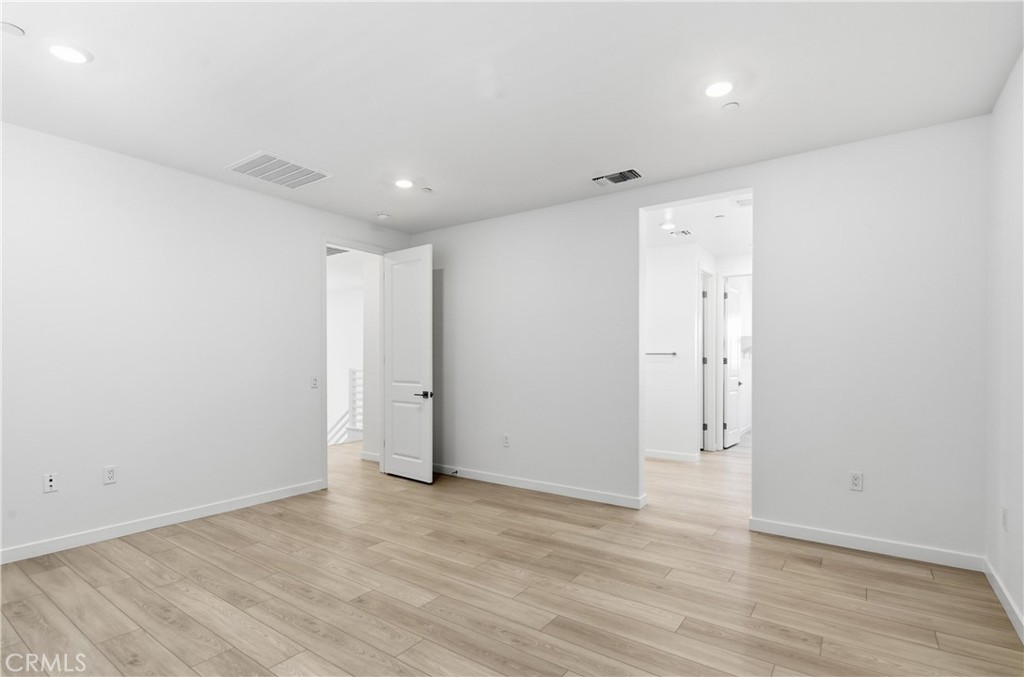 11401 Primrose Lane