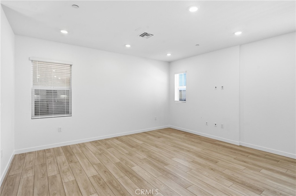 11401 Primrose Lane