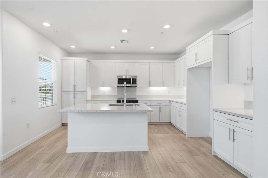 11401 Primrose Lane