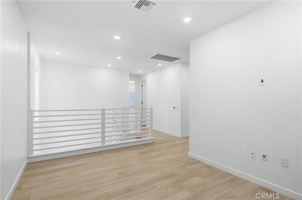 11401 Primrose Lane