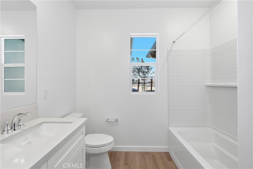 5549 W Avenue K-15