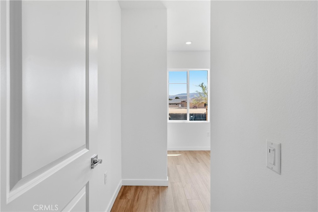 5549 W Avenue K-15