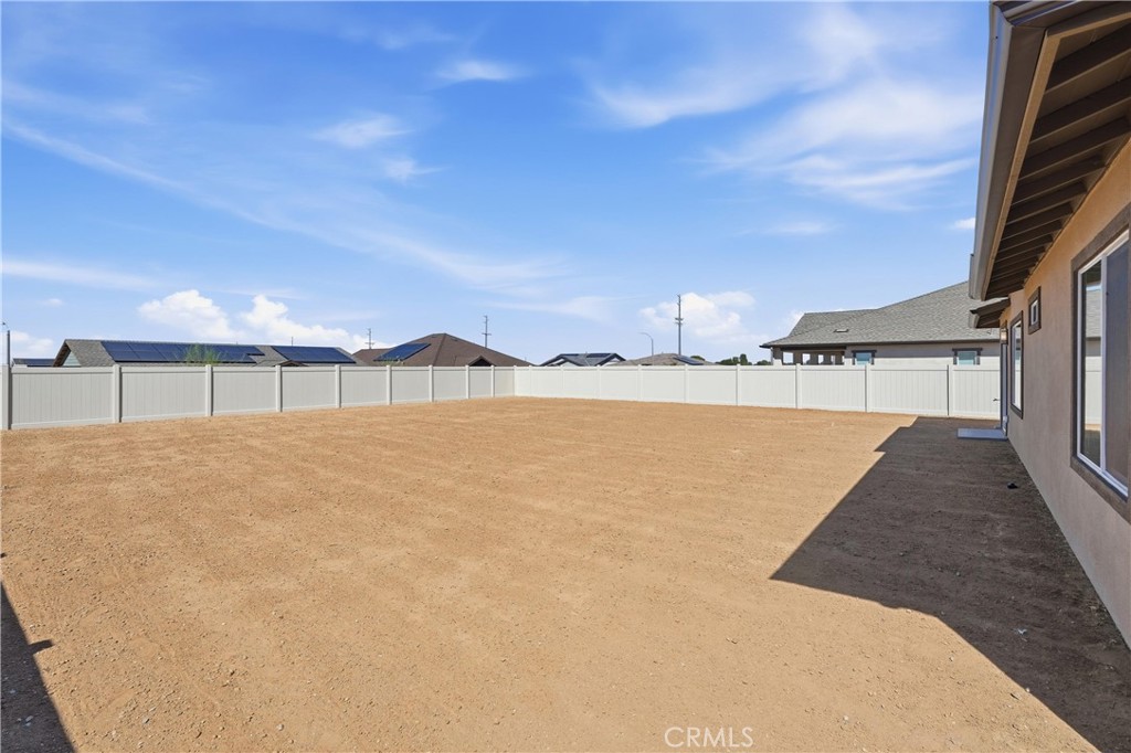 5549 W Avenue K-15