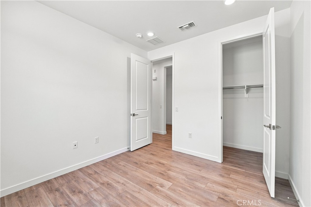 3253 E Avenue J-4
