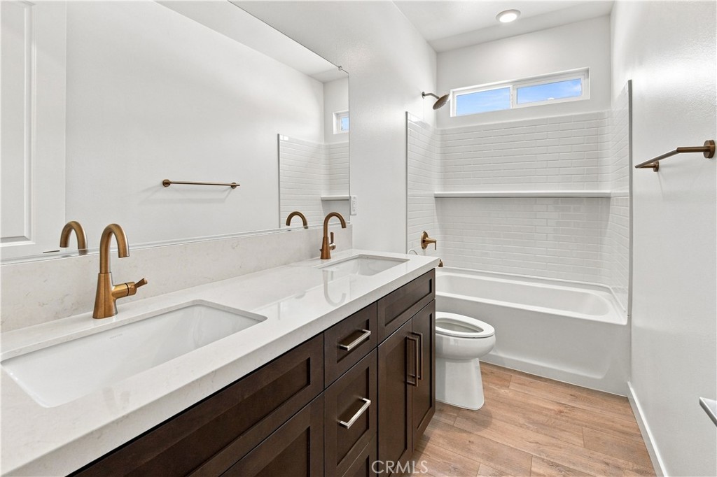 3253 E Avenue J-4