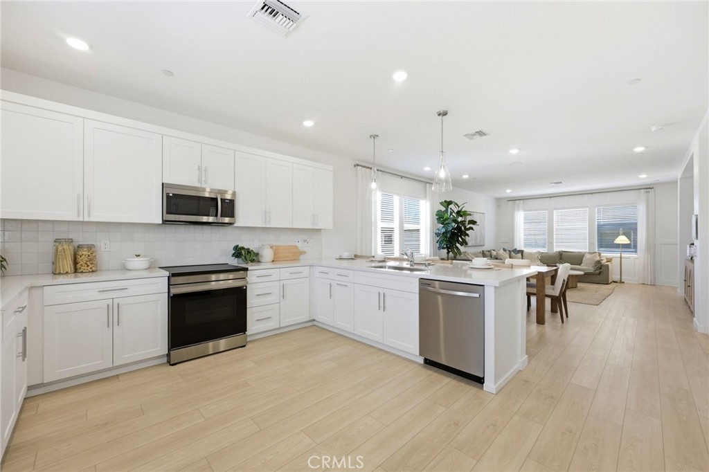 11424 Wildflower Lane