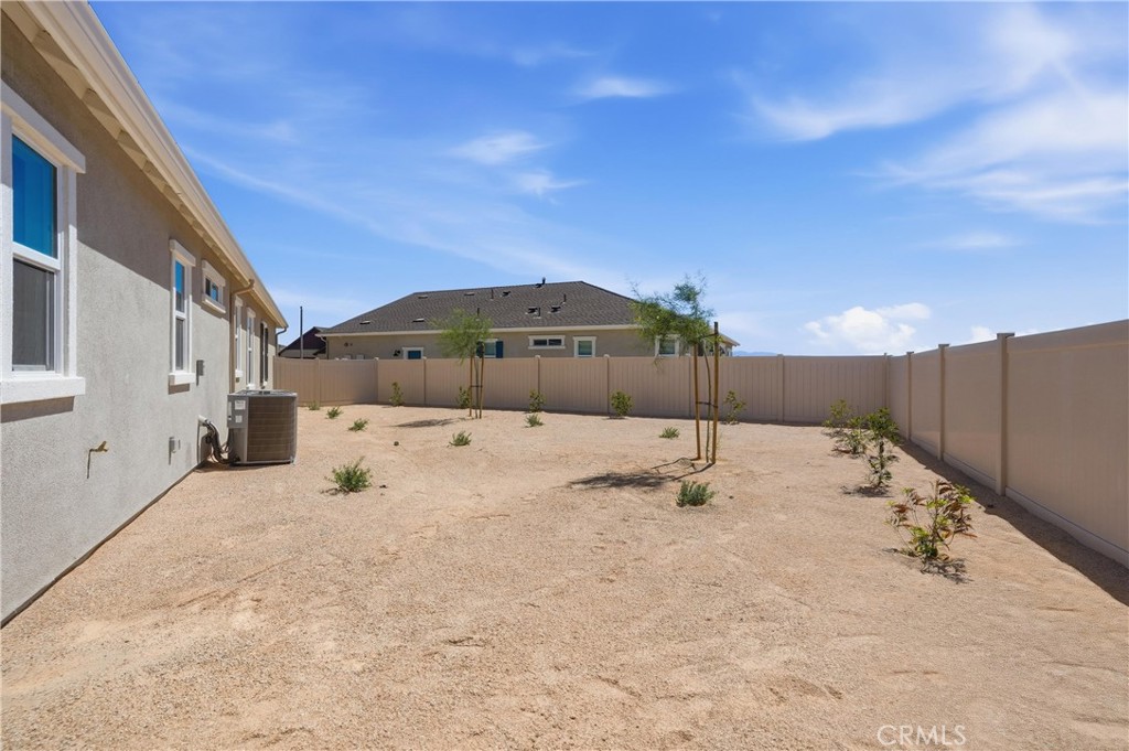3245 E Avenue J-3
