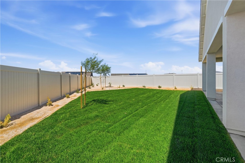 3245 E Avenue J-3