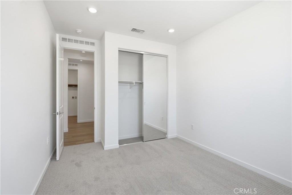 3245 E Avenue J-3