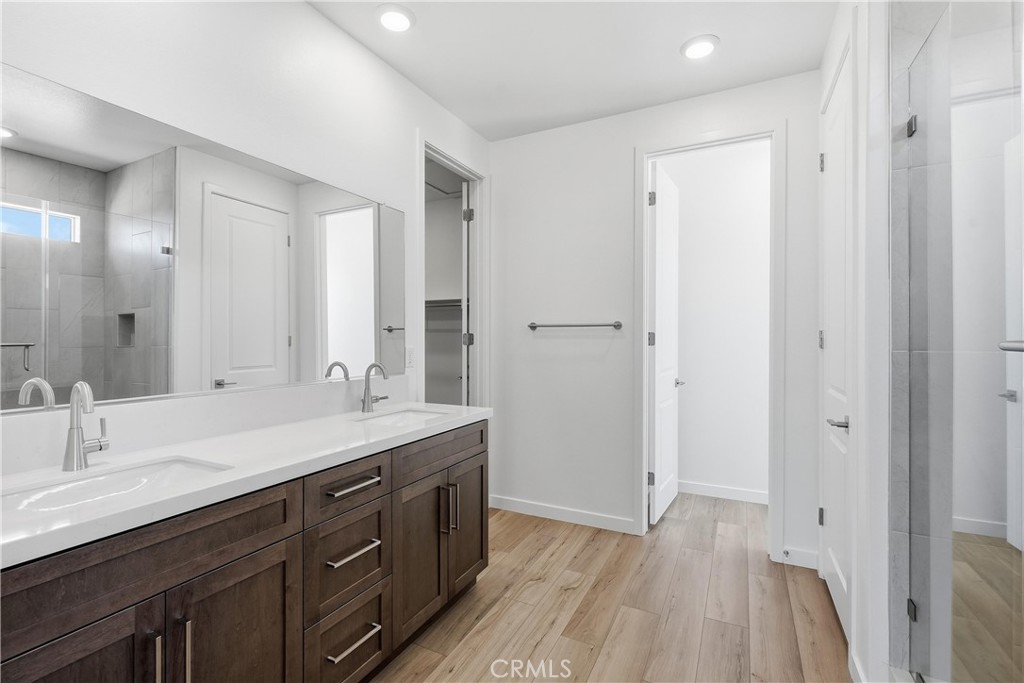 3245 E Avenue J-3