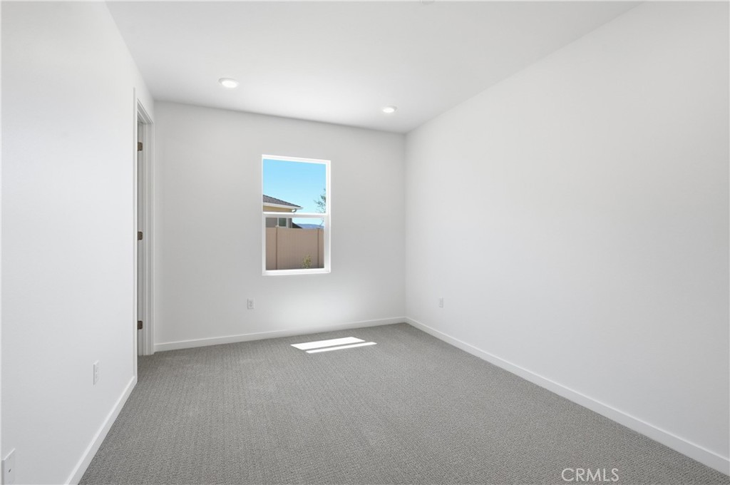 3245 E Avenue J-3