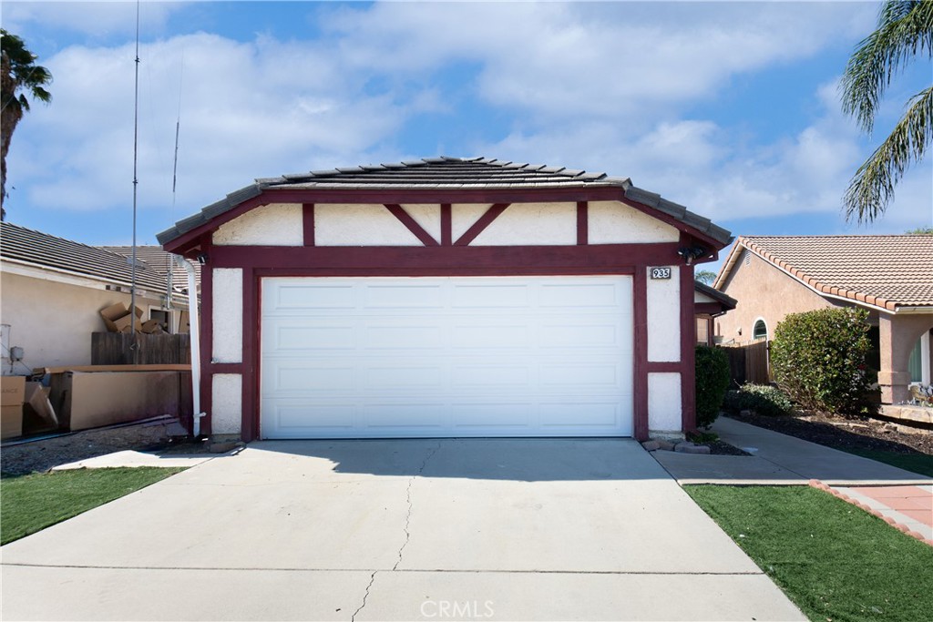 935 Lilac Street