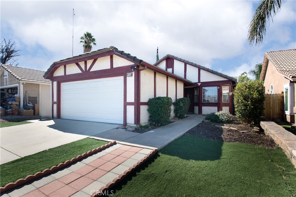 935 Lilac Street