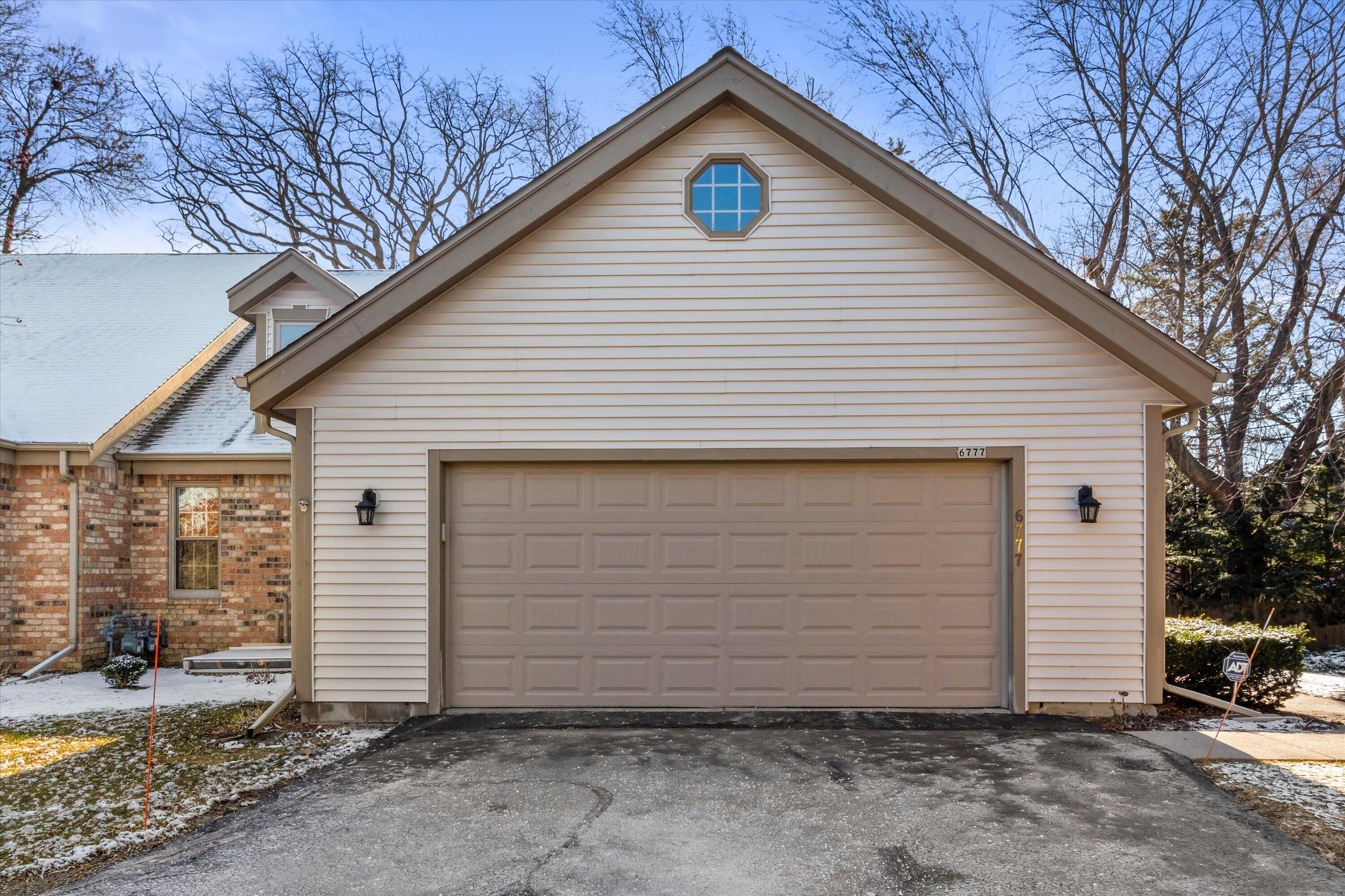 6777 N Melissa Ct
