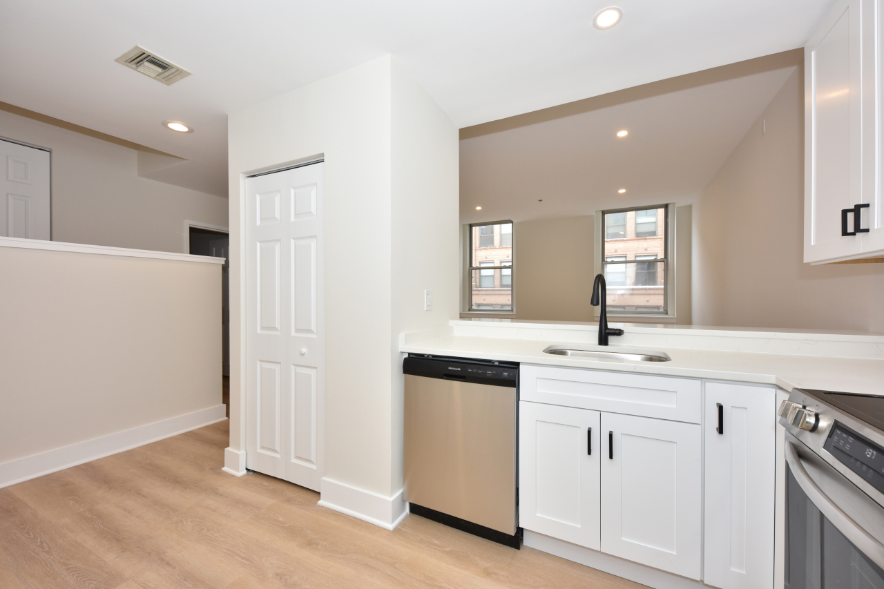 234 N Broadway - 312